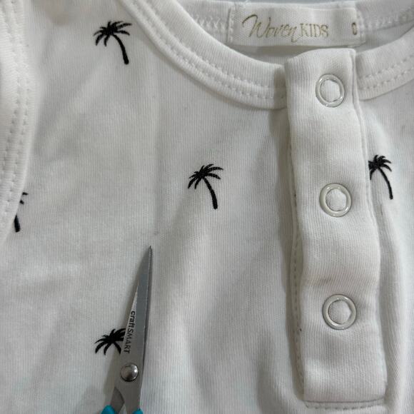 Woven Kids Palm Tree Bodysuit & Ribbed Shorts Outfit Set Size 3-6 Months Cotton - Picture 8 of 9